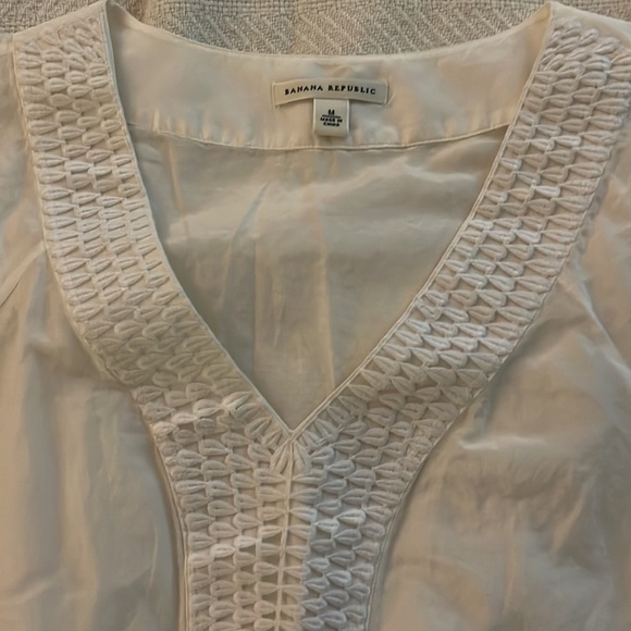 Banana republic women’s top - Picture 2 of 4
